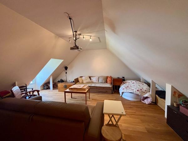 Maison
         6 pièces
        - 127 m² 725 000 €*