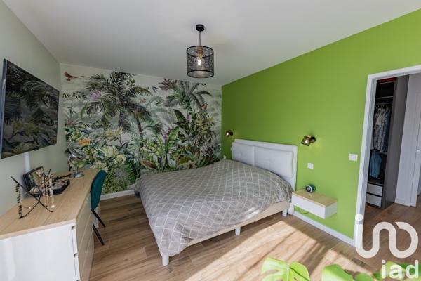 Maison à vendre 8 pièces 181 m² Saint-Cyr-sur-Loire