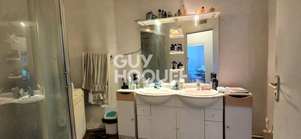 IMMEUBLE BAR/TABAC ET APPARTEMENT