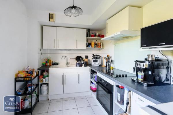 Appartement à vendre 3 pièces Saint-Sulpice-la-Pointe (81370)