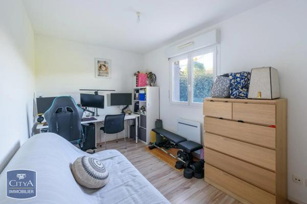 Appartement à vendre 3 pièces Saint-Sulpice-la-Pointe (81370)