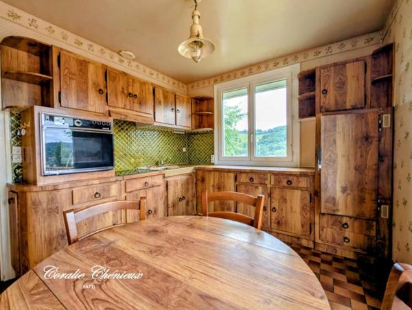 Belle maison avec grande terrasse