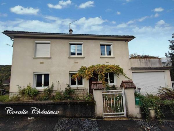 Belle maison avec grande terrasse