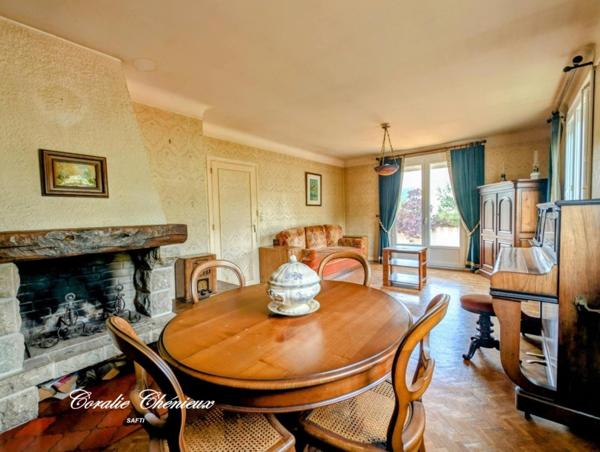 Belle maison avec grande terrasse