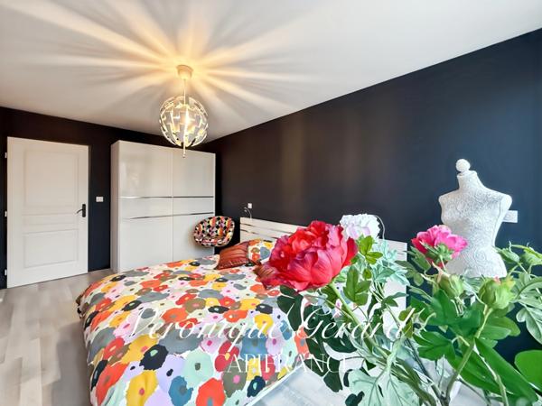 Appartement T3 Meublé, prêt à vivre de 70 M2 avec 2 places de parking