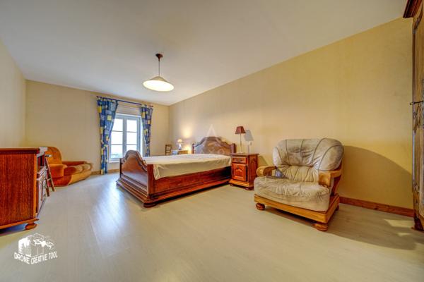 EXCLUSIVITÉ // PROPRIÉTÉ D'EXCEPTION // PARC DE 1,5 HECTARES // 650 M2 (1165 m2 au sol) // PISCINE INTÉRIEURE // DÉPENDANCES // 1 395 000 