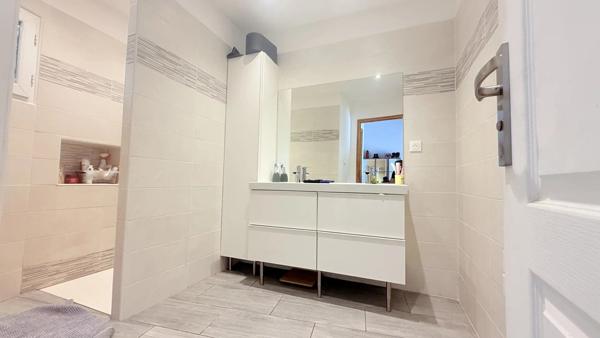 Vente Maison de village 3 pièces 70 m2 à Pourrières