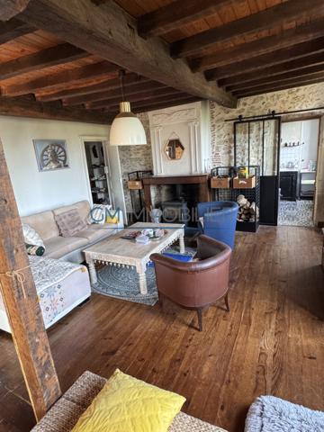 ÉLÉGANTE MAISON DE CARACTÈRE AU CŒUR DE LA CAMPAGNE LANDAISE