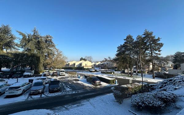 Appartement à vendre    4 pièces • 74,48 m2 Ris-Orangis