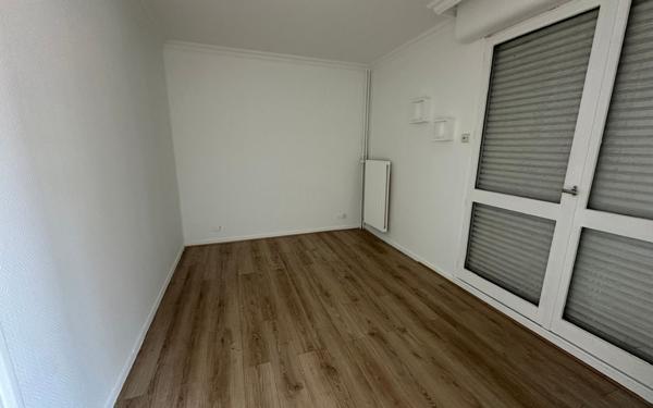 Appartement à vendre    4 pièces • 74,48 m2 Ris-Orangis