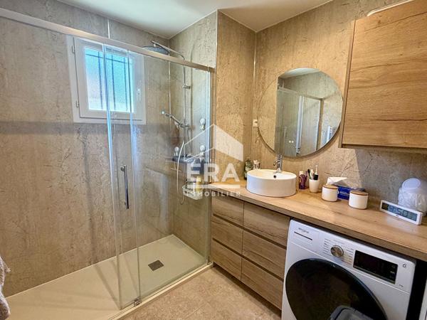 Maison à vendre à Vidauban - 4 chambres avec piscine et terrasses