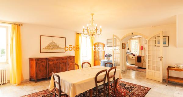 Vente Maison212 m² - 6 Pièces - AGNEAUX (50180)