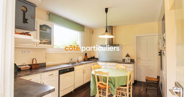 Vente Maison212 m² - 6 Pièces - AGNEAUX (50180)