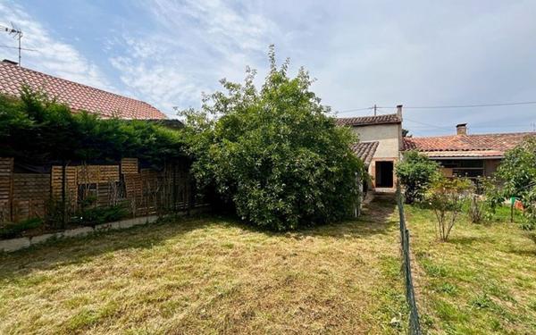 Maison à vendre    2 pièces •  Fleurance