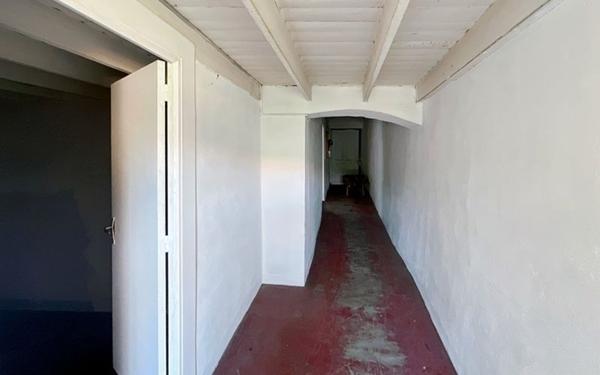 Maison à vendre    2 pièces •  Fleurance