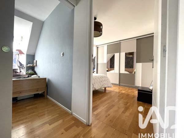 Maison à vendre 9 pièces 190 m² Le Mesnil-Saint-Denis