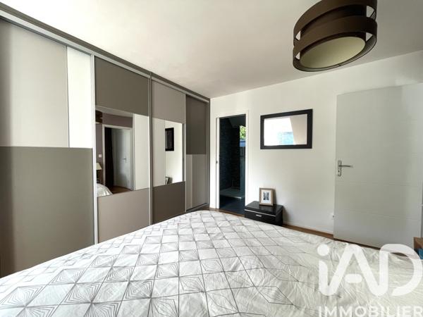 Maison à vendre 9 pièces 190 m² Le Mesnil-Saint-Denis