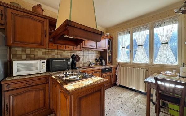 Maison à vendre    3 pièces •  Pézenas