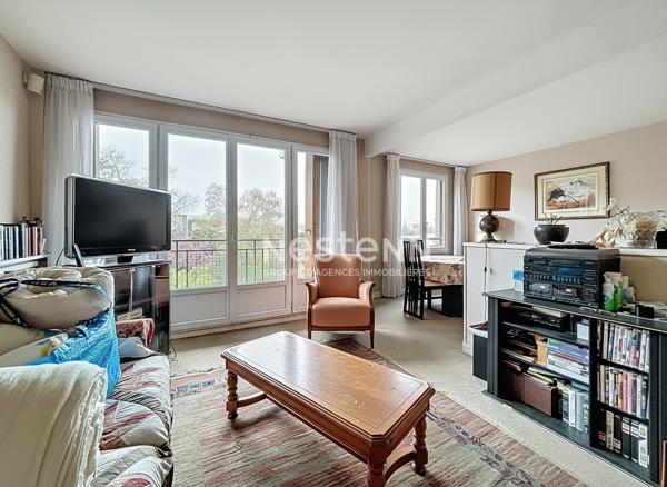 MALAKOFF - MÉTRO ÉTIENNE DOLET - Appartement traversant 5 pièces avec balcon