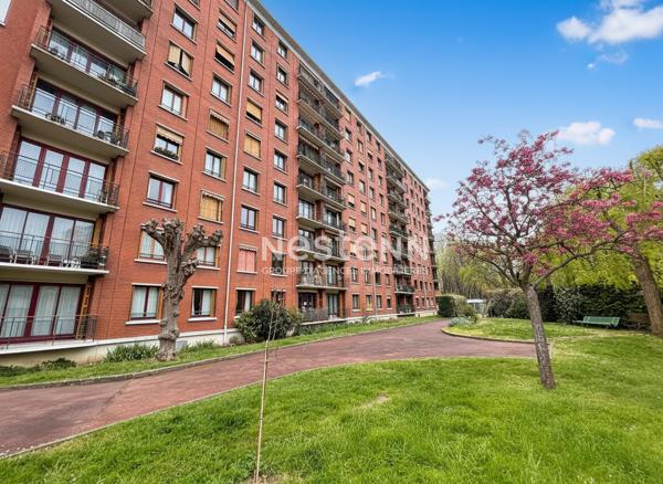 MALAKOFF - MÉTRO ÉTIENNE DOLET - Appartement traversant 5 pièces avec balcon