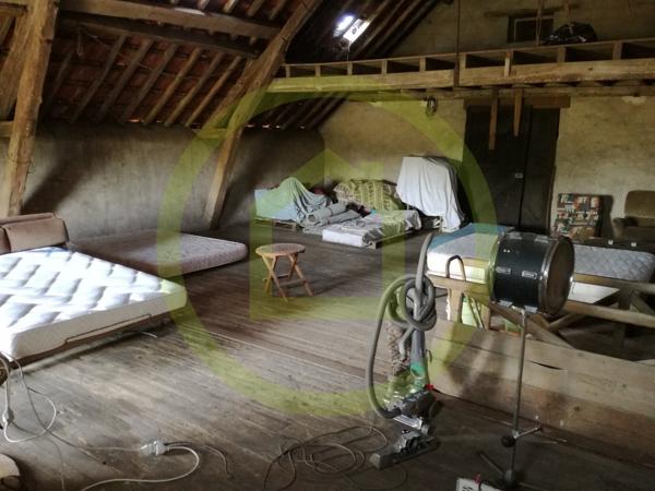 Bâtiment à LA GUIERCHE (72380)