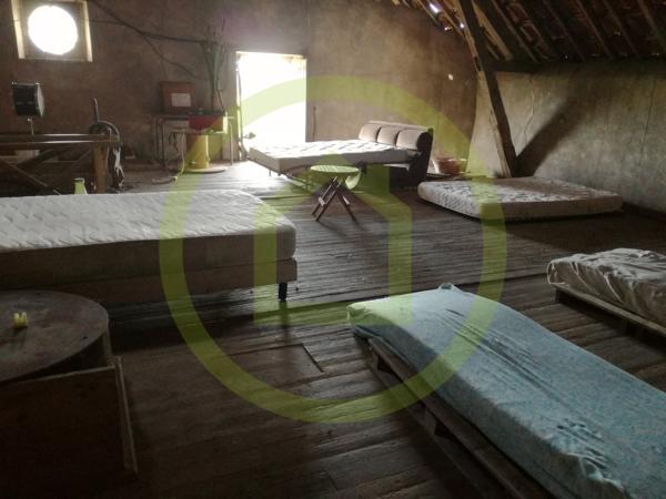 Bâtiment à LA GUIERCHE (72380)