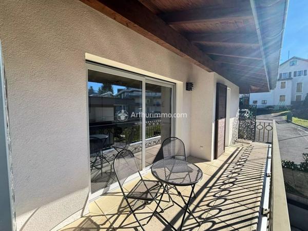 Vente                                                      Appartement
                        
                     4 pièces                      75 m2                     à Évian-les-Bains