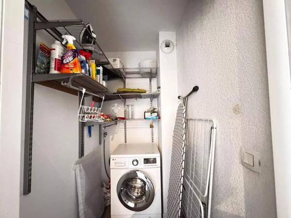 Vente                                                      Appartement
                        
                     4 pièces                      75 m2                     à Évian-les-Bains