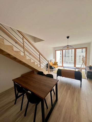 Duplex meublé - Haut Montreuil