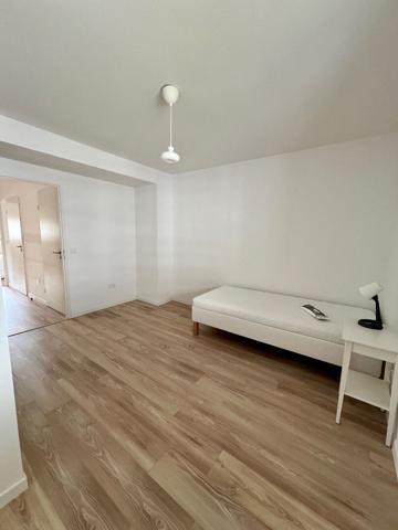 Duplex meublé - Haut Montreuil