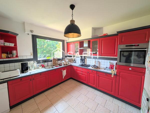 Charme et confort à proximité de Rugles et de L'Aigle : découvrez cette maison familiale exceptionnelle !