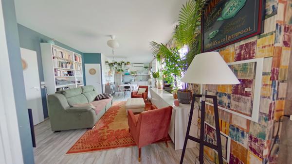 Charmant appartement 3 pièces avec grande terrasse à Talence parking