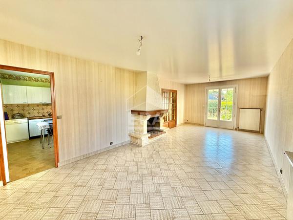 Maison avec sous-sol , situé à Saint Jean De Braye, 6 pièces, surface au sol 130m².