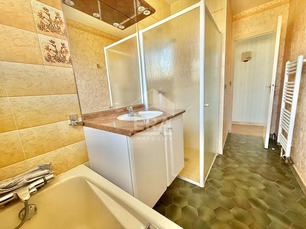 Maison avec sous-sol , situé à Saint Jean De Braye, 6 pièces, surface au sol 130m².