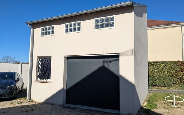 Maison à vendre    3 pièces • 85 m2 Ingré