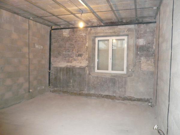 ⚜ BALLANS (17) A Vendre MAISON de VILLAGE Rénovée à Aménager ⚜