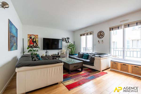 Appartement 5 pièce(s) 106 m2 Carrez - 125 m² au sol - Petit parc €719 000 ** - Référence 13537
