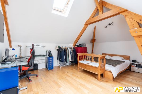 Appartement 5 pièce(s) 106 m2 Carrez - 125 m² au sol - Petit parc €719 000 ** - Référence 13537