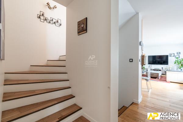 Appartement 5 pièce(s) 106 m2 Carrez - 125 m² au sol - Petit parc €719 000 ** - Référence 13537