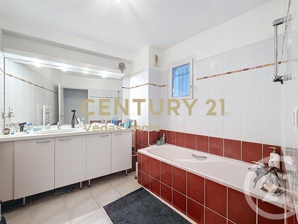 Maison à vendre  5 pièces - 97,45 m2 JUVIGNAC - 34