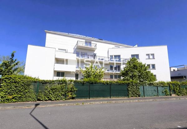 T3 avec balcon de 17 m²; parking PMR et ascenseur