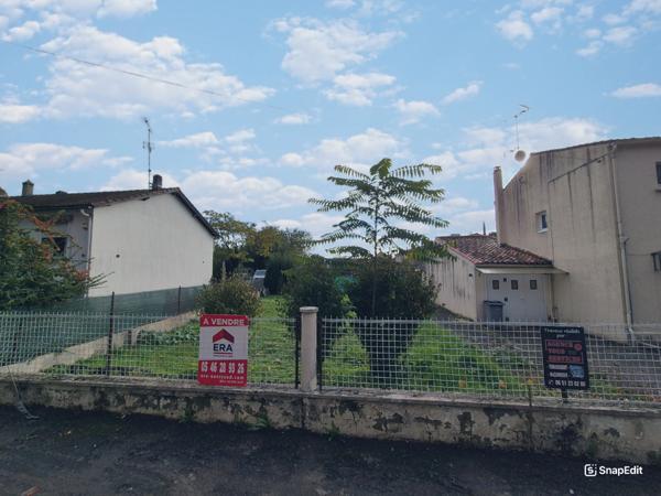 Terrain Surgeres Centre 250 m2