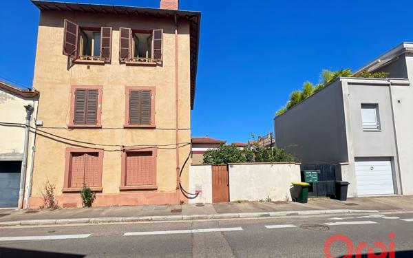 Appartement à vendre    2 pièces • 32,20 m2 Lyon 3