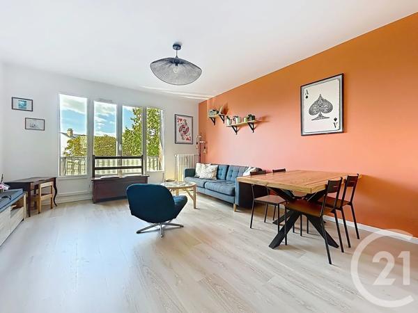 Appartement F3 à vendre  3 pièces - 65 m 2   ST MAUR DES FOSSES  - 94
