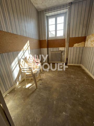Maison de 10 pièces (264 m²) en vente à Chateaudun