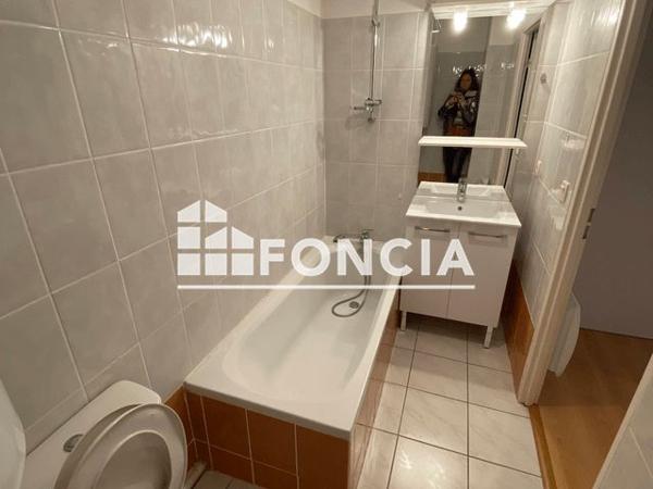 Location Appartement 2 pièces 38.35 m² - 233 AVENUE ELOI DUCOM Mont De Marsan 40000