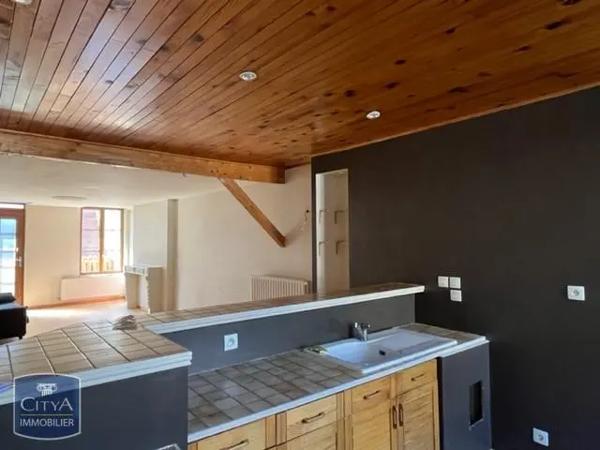 Appartement à louer 3 pièces 86.87m² Besançon (25000)