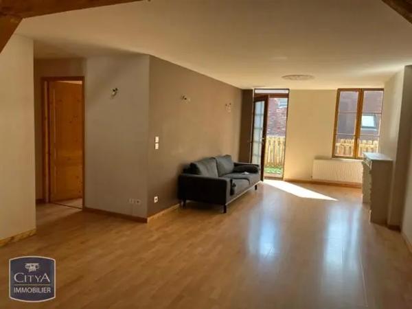 Appartement à louer 3 pièces 86.87m² Besançon (25000)