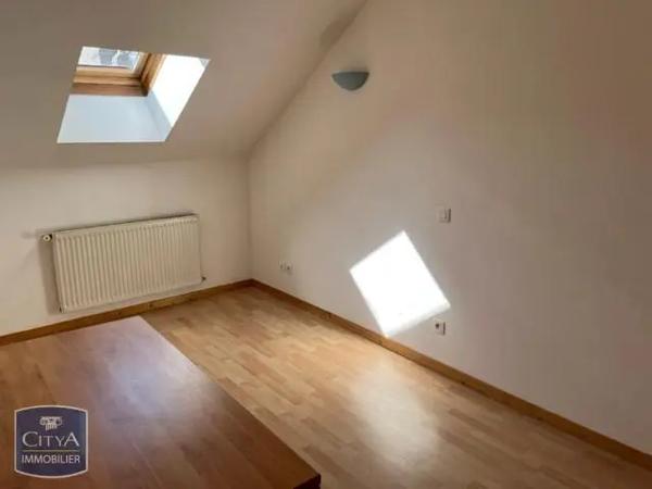 Appartement à louer 3 pièces 86.87m² Besançon (25000)