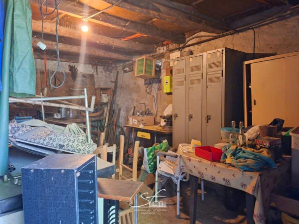 Maison et grange à vendre à SAINTE HELENE DU LAC (73)